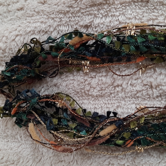 Hand made earth tone sparkle ribbon necklace with silver and stone slide pendant - Picture 3 of 4